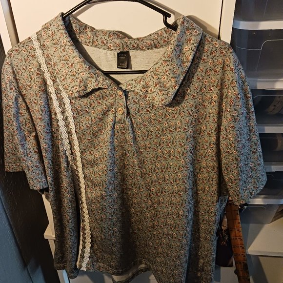 vintage looking polo shirt - Picture 1 of 3